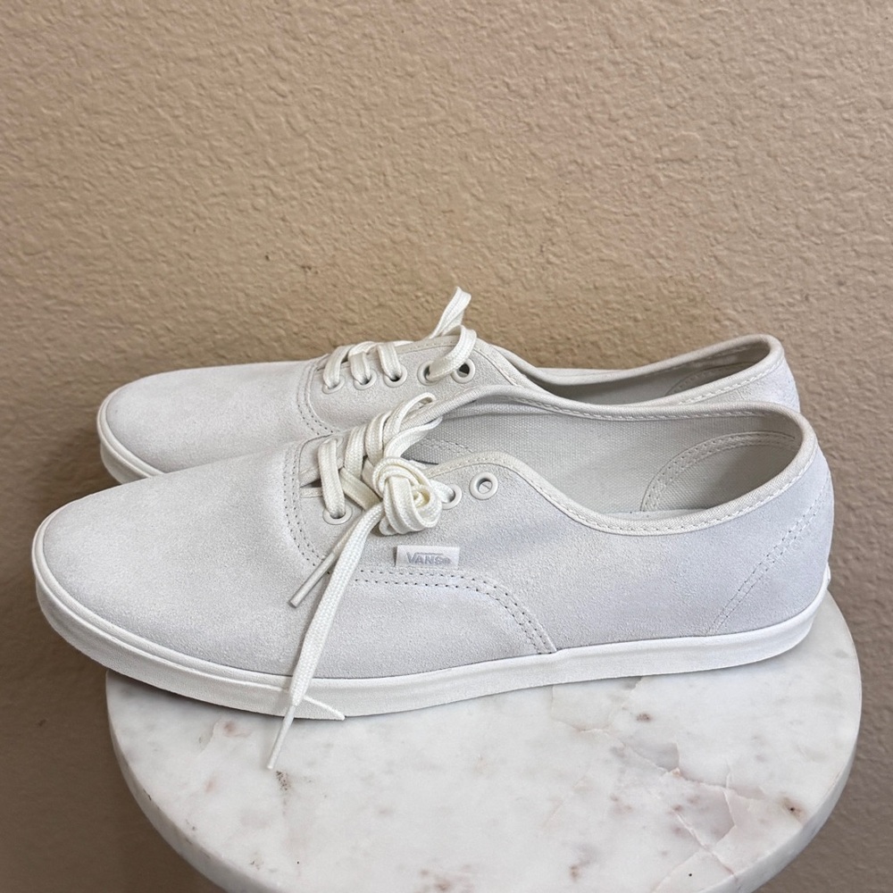 NEW Women Vans Vault OG Authentic Suede Off White Womens Casual Shoes Sz 10 - Picture 4 of 7